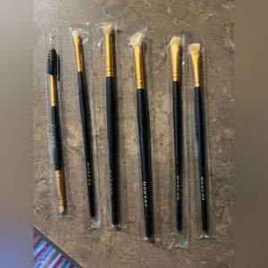 MORPHE-  “Eye Got This” 6-Piece brush set for eyes. **Never used **